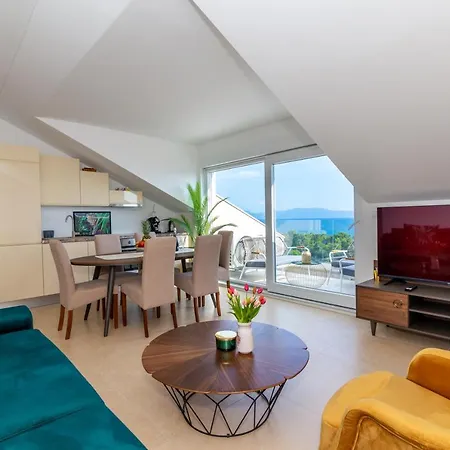 Smaragd Apartment *